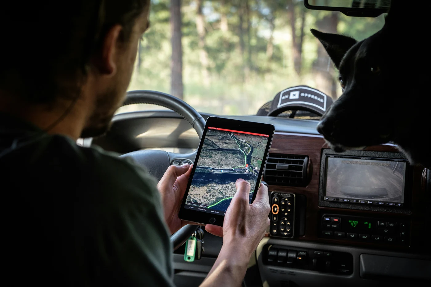 Warum zeigt der GPS-Tracker einen falschen Standort? GPS, AGPS und LBS